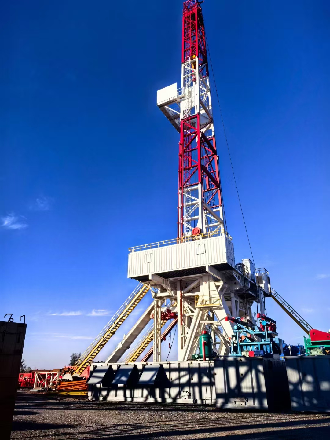 We have 1500HP AC-VFD-AC(ZJ50DB)And 2000HP (ZJLDB)Drilling rig in stock 